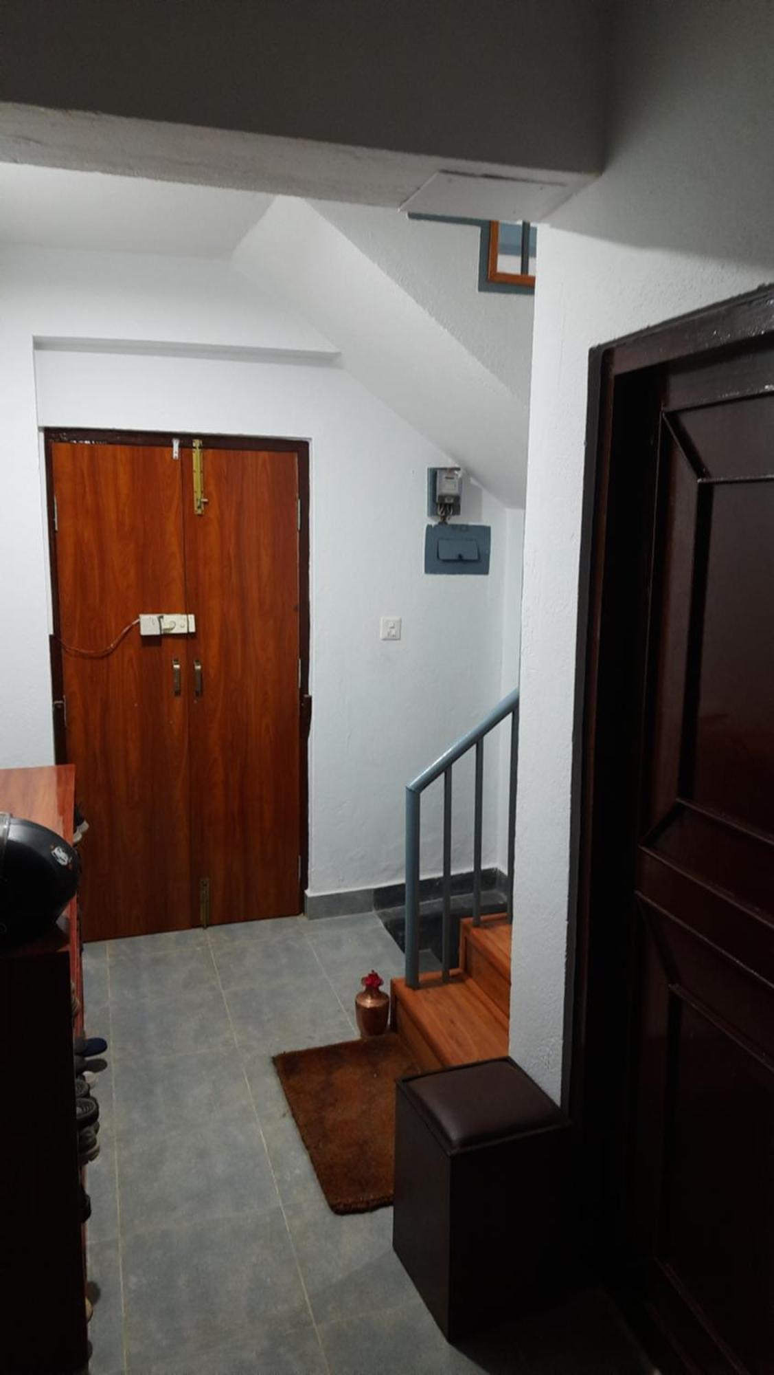 Abhi B & B Kathmandu Esterno foto